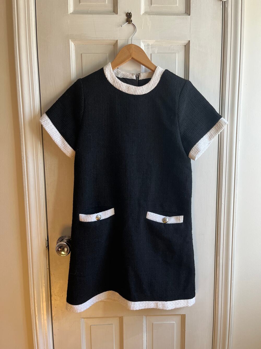 AQUA Black Tweed Mini Shift Dress - Contrast Trim - Size XS - Mod Style